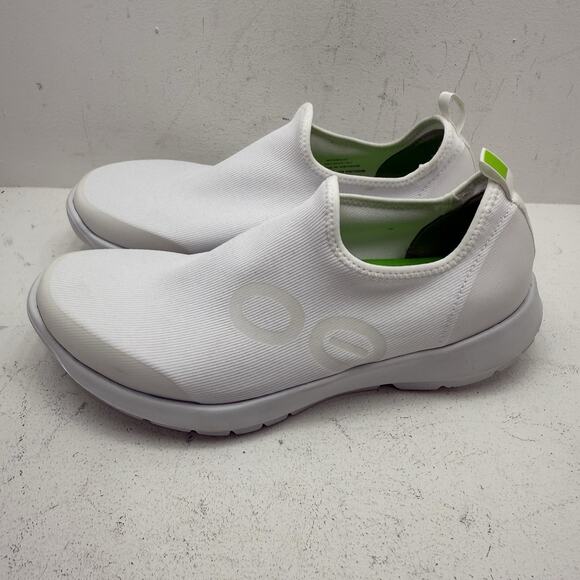 Oofos OOMG SPORT LOW SHOE Recovery Sneakers White Women's Size 10 EU 41 - Picture 1 of 8